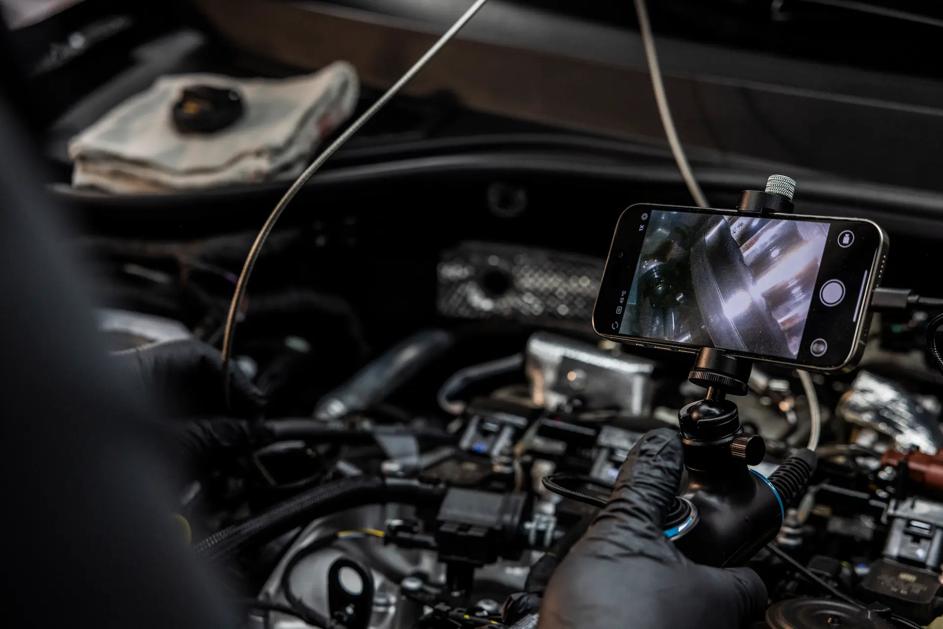 Werkstattdienstleistungen für Mercedes und VAG